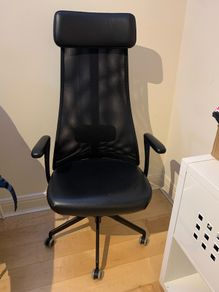 IKEA Ergonomic Office Chair with Armrests (Black)