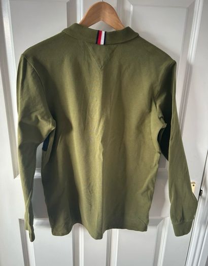 Tommy Hilfiger polo shirt sweater. Size 176