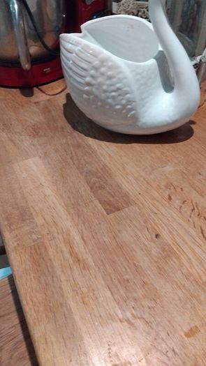 A Pair Of Vintage Ceramic Swans