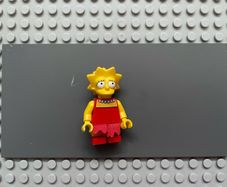 lego simpsons sim004 Lisa Simpson Minifigure- Skirt with 11 Points, Worried