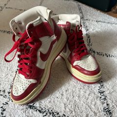 Nike Jordans Womens