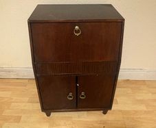mid-20th-century wooden cabinet