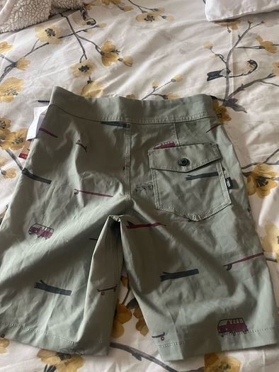 Boys BNWT Vans shorts age 8