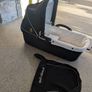 Out n About carry cot bassinet Image 2