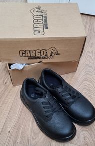 Safety shoes