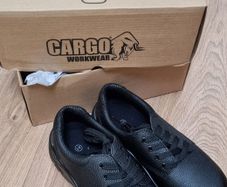 Safety shoes