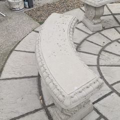 garden table and chairs