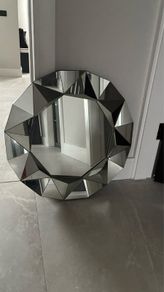 wall mirror