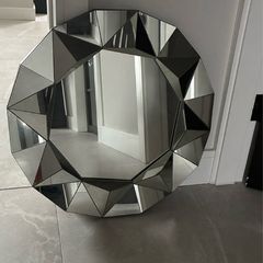 wall mirror
