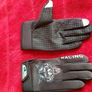 2 pairs of gloves Image 2