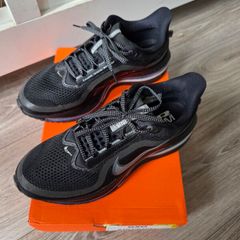 Nike Pegasus Premium