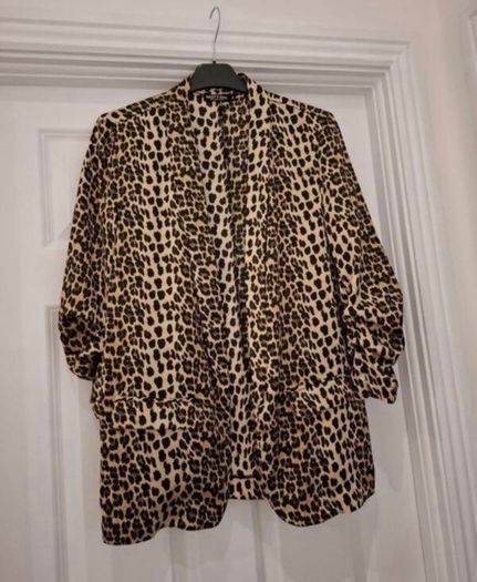 Nasty Gal Leopard Print Satin Edge to Edge Ruched Sleeve Blazer - Size M (UK10/12)