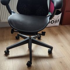 Herman Miller Mirra 2 chair
