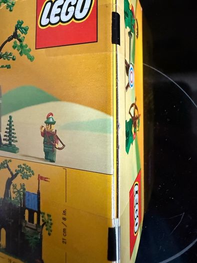 Lego Forest Hideout