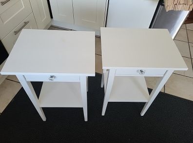 bed side lockers white - 40 euro for both