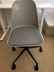 Grey Swivel Office / Desk Chair / Office Chair Height Adjustable