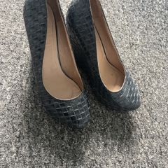 Black wedge