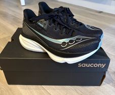 Saucony Endorphin Azura