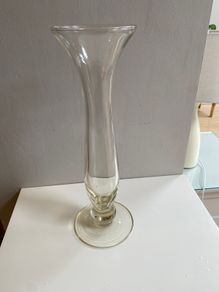 Beautiful Very tall 15.5 inch vintage hand blown glass vase