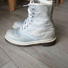 Dr Martens boots size uk 4 ( EU 37)