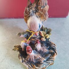 Bird Feeding Nest Capodimonte - Porcelain Made In Italy.
