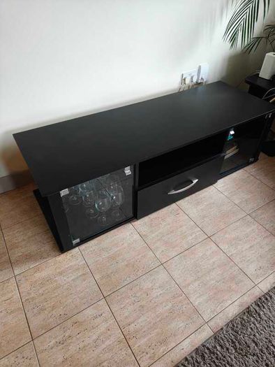 TV Stand/ Cabinet