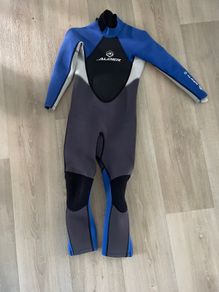 kids wetsuit