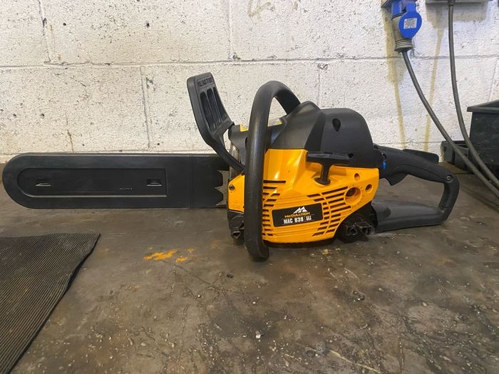 McCulloch Mac 838 Chainsaw
