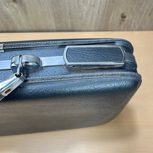 Vintage American Tourister Black Hard Shell Escort Slim Briefcase - No Code