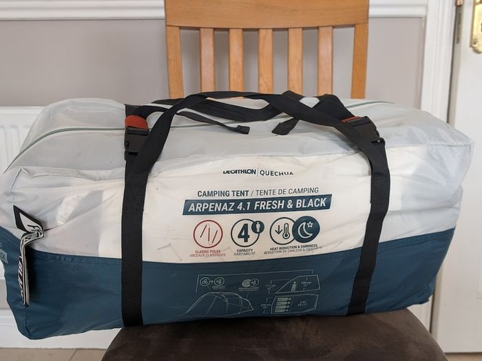 Decathlon  Arpenaz 4.11 tent