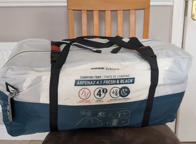 Decathlon  Arpenaz 4.11 tent