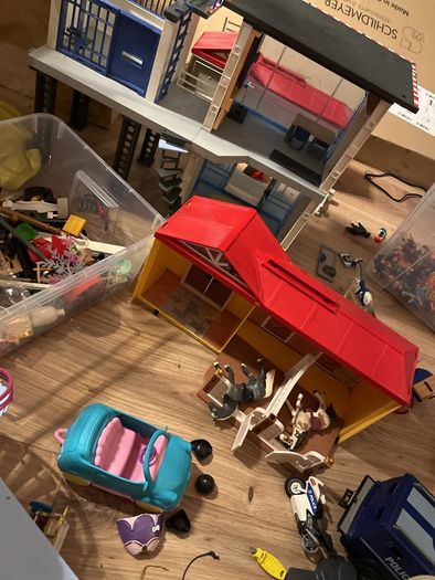 Playmobil
