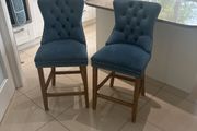 island chairs