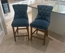 island chairs