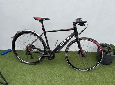 Cube hybrid bike