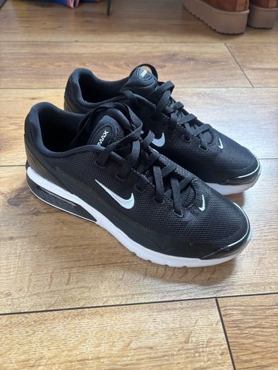 Nike Air Max Bia - Women's size 6
