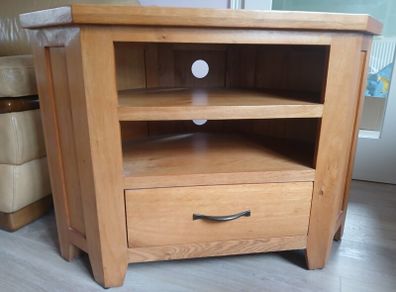 Oak TV stand in North Sligo / Dublin