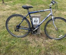 hybrid bike