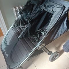 Baby Jogger City Mini GT2 and Raincover
