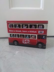 Nestle KitKat tin box