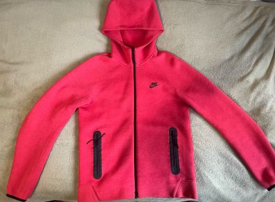 Nike Tech Fleece Red