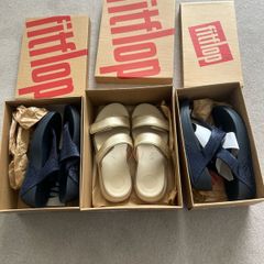 FitFlops New Electra Super Navy Toe-Post & Two Bar Slides gold