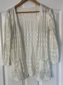 Like New: Ladies Cardigan (Size 8)