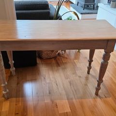 Hall table