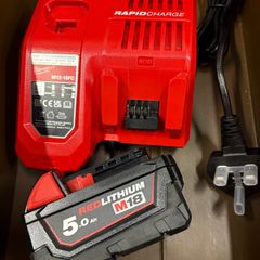 Milwaukee 18v 5ah / Rapid charger new