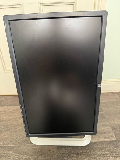 HP LP2475w 24" Professional WUXGA 1920x1200 S-IPS Monitor