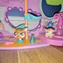 Used Littlest Pet Shop Tail Waggin' Fitness Club House Playset Image 4