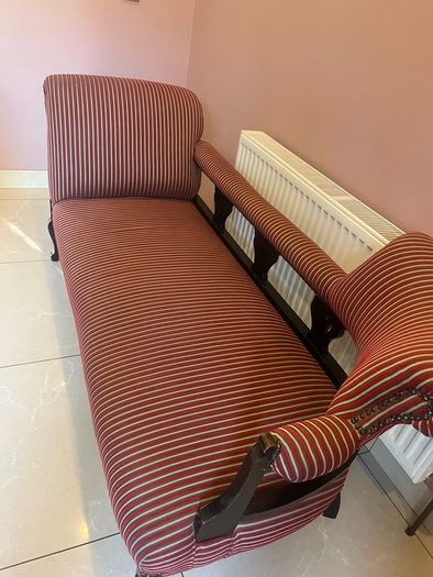 Chaise Lounge