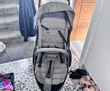 Hauk toddler pram