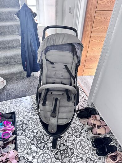 Hauk toddler pram